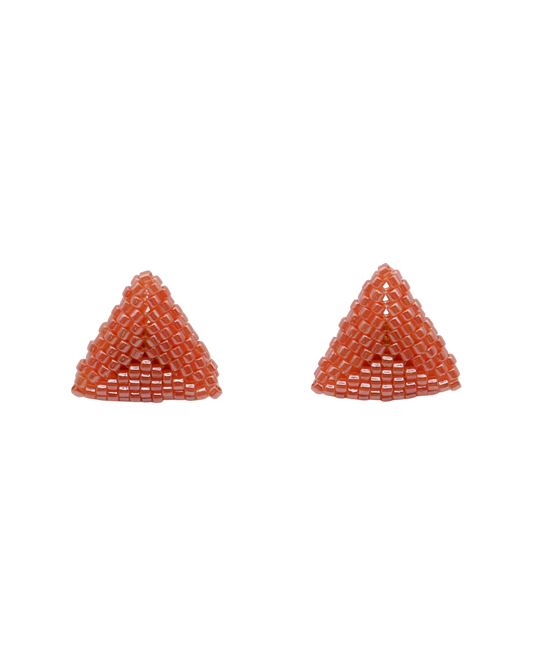 ZALMROZE TRIANGLE STUD OORBELLEN