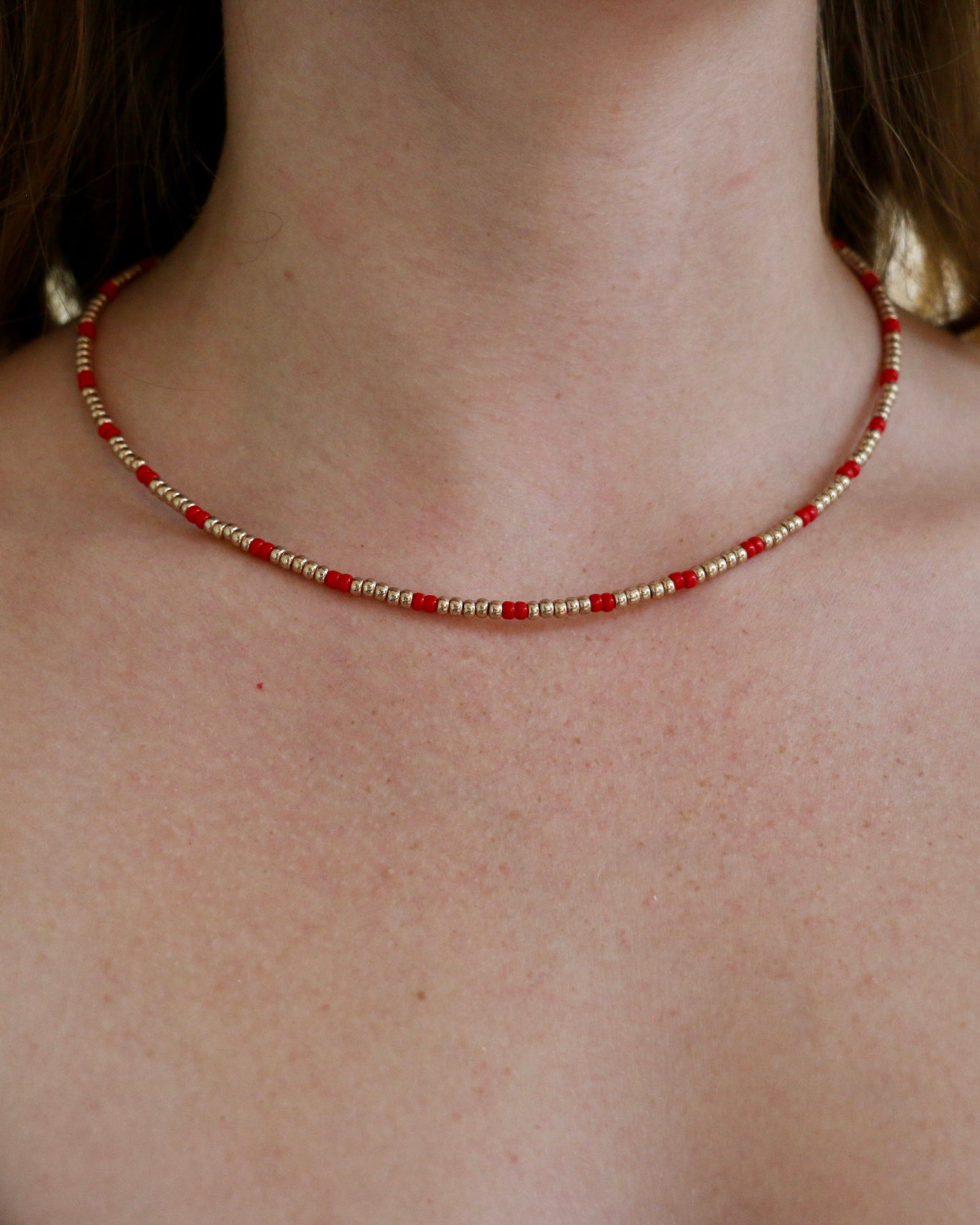 GOLD/RED MIYUKI NECKLACE
