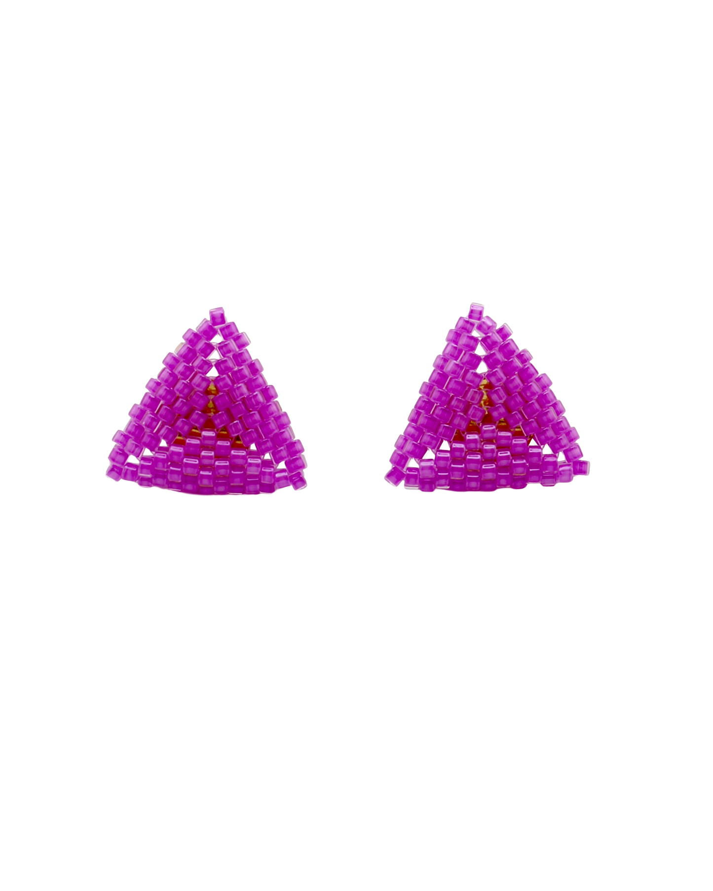 PLUM TRIANGLE STUD OORBELLEN